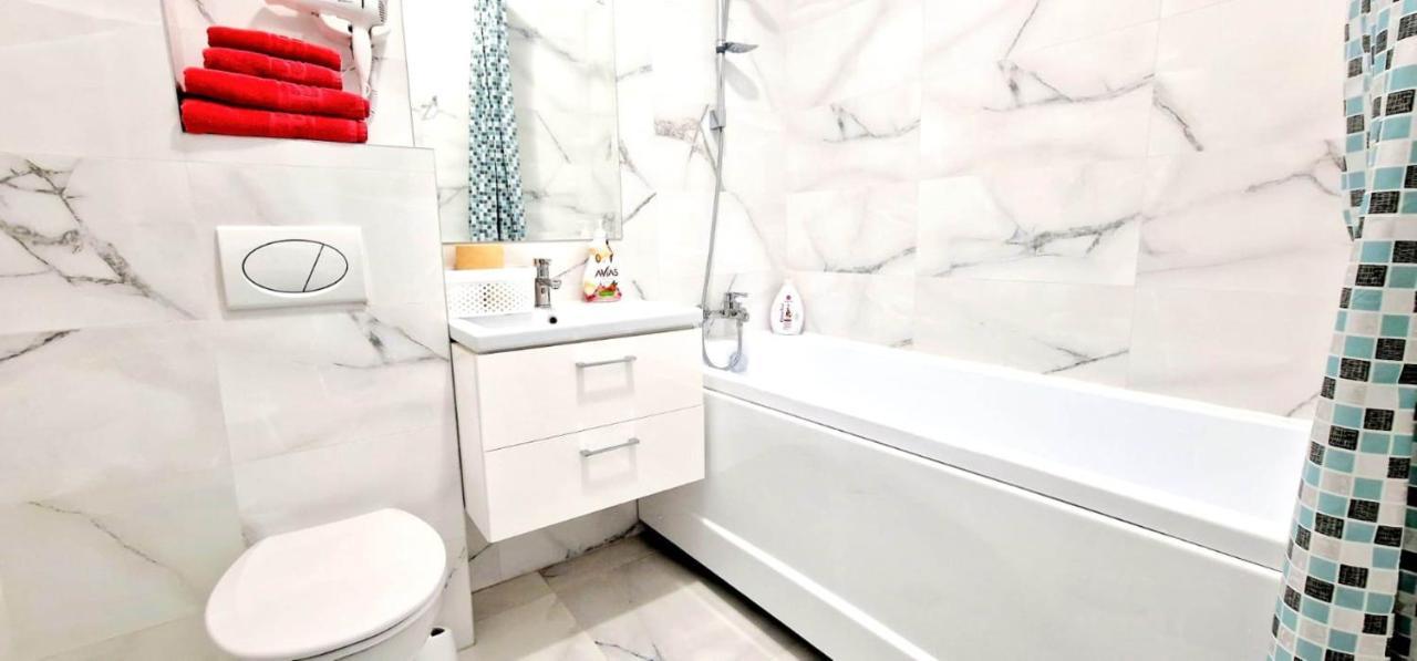 Evelyn Modern Apartment Near Palas 이아시 외부 사진